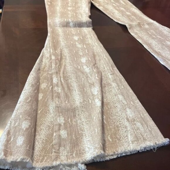 Bell-Bottom Flared Pants By Saints & Hearts In pink snake Pattern - Picture 7 of 10